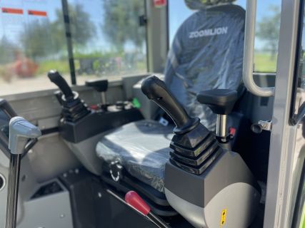 Kerouš - Zoomlion ZE36GU