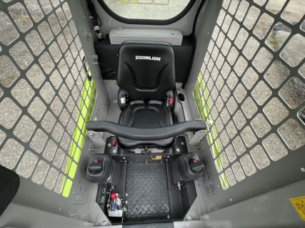 Kerouš - Zoomlion ZS030R