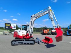Novinka v půjčovně | Takeuchi