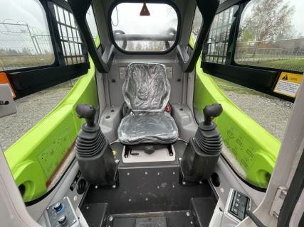 Smykový nakladač Zoomlion ZS090V