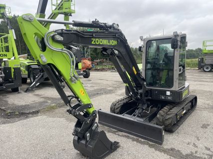 Kerouš - Zoomlion ZE55GU