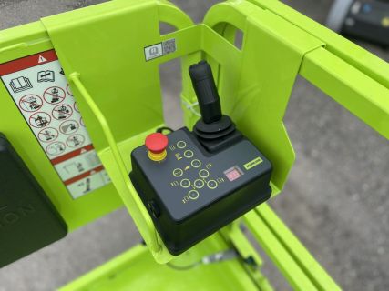 Kerouš - Zoomlion ZS1216C